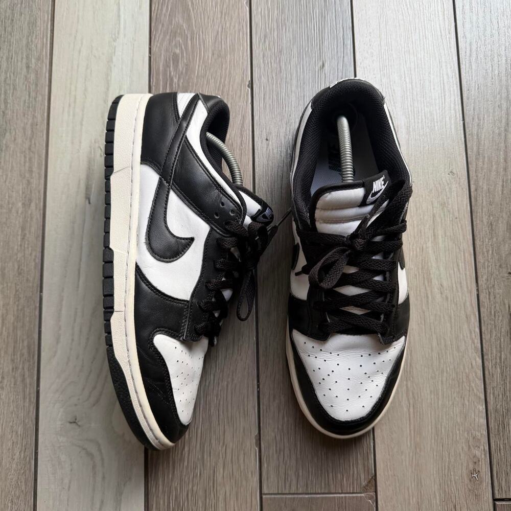 Nike dunk low retro panda